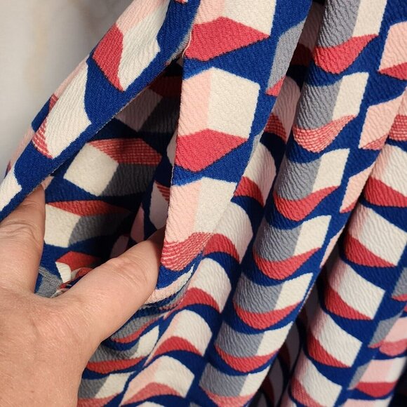 LuLaRoe Fit & Flare Amelia Dress M Multicolor Geometric Pleated Skirt Pockets - Picture 5 of 8